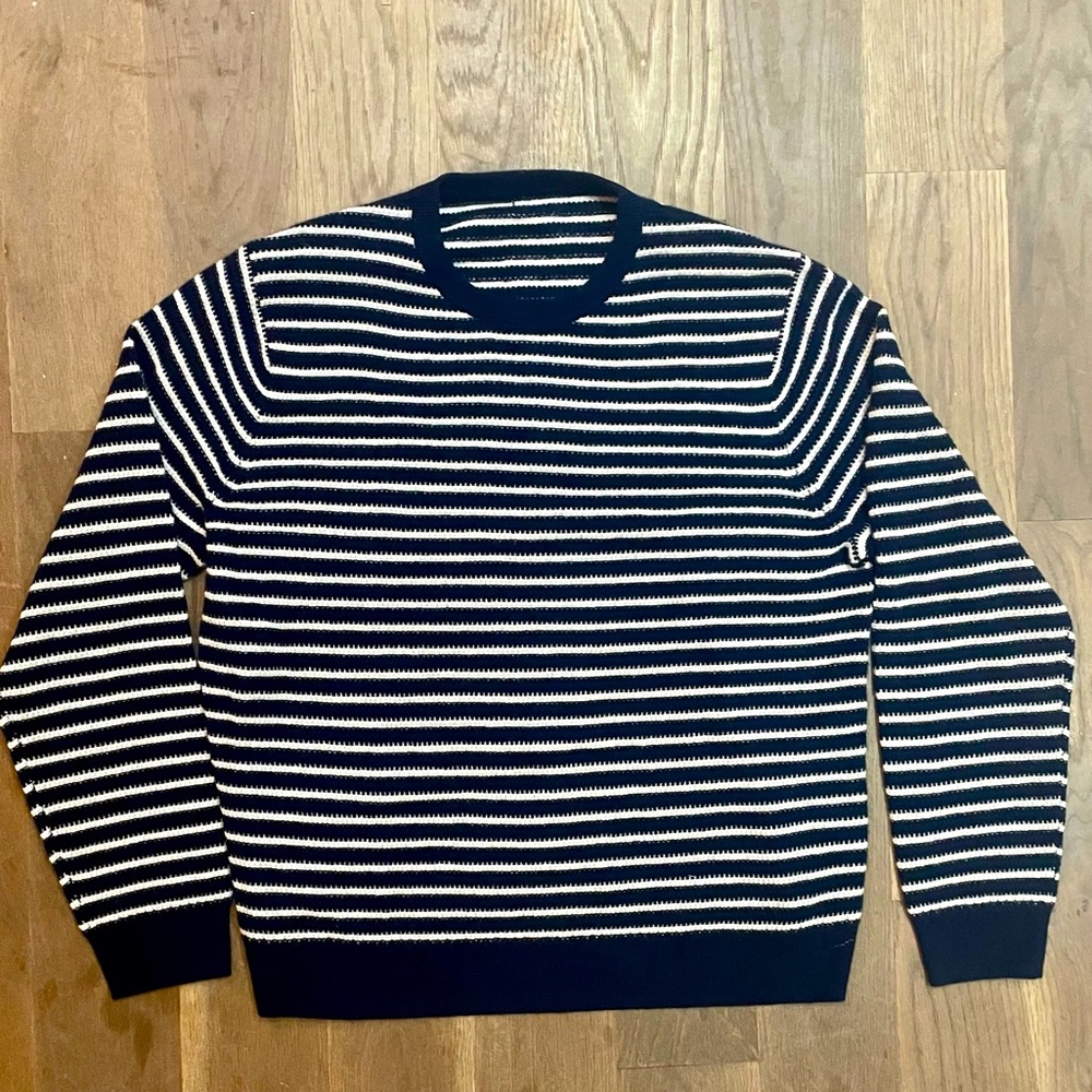 BRAND NEW Cashmere pull over